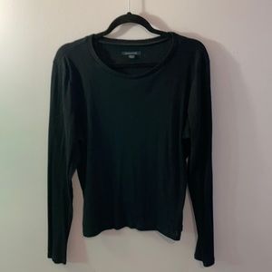 Bundle of long sleeve t shirts